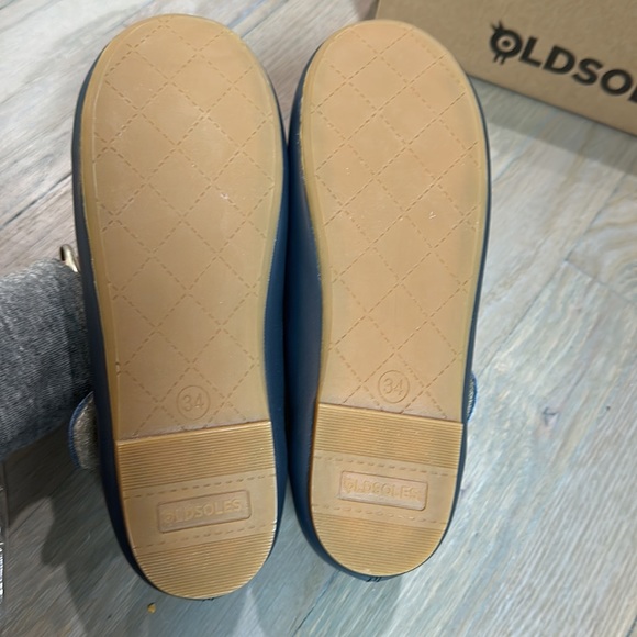 Old Soles Lady Plat Mary Janes Size 34 (2.5) - Picture 2 of 5